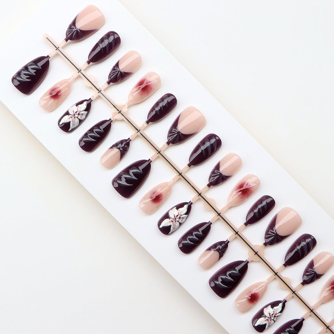 Artistic Floral Press-On Nail Set