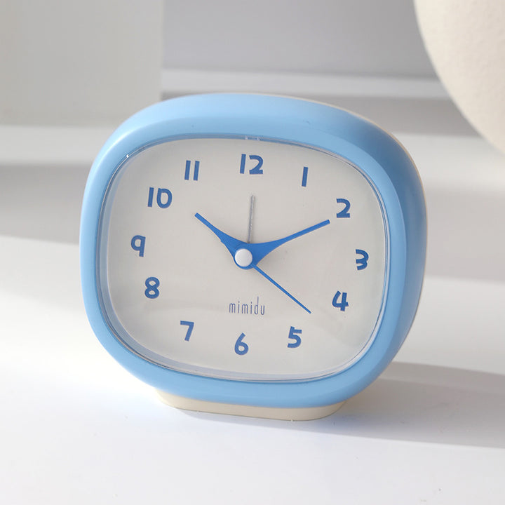 Table Clock in Modern Retro Design Kalsten