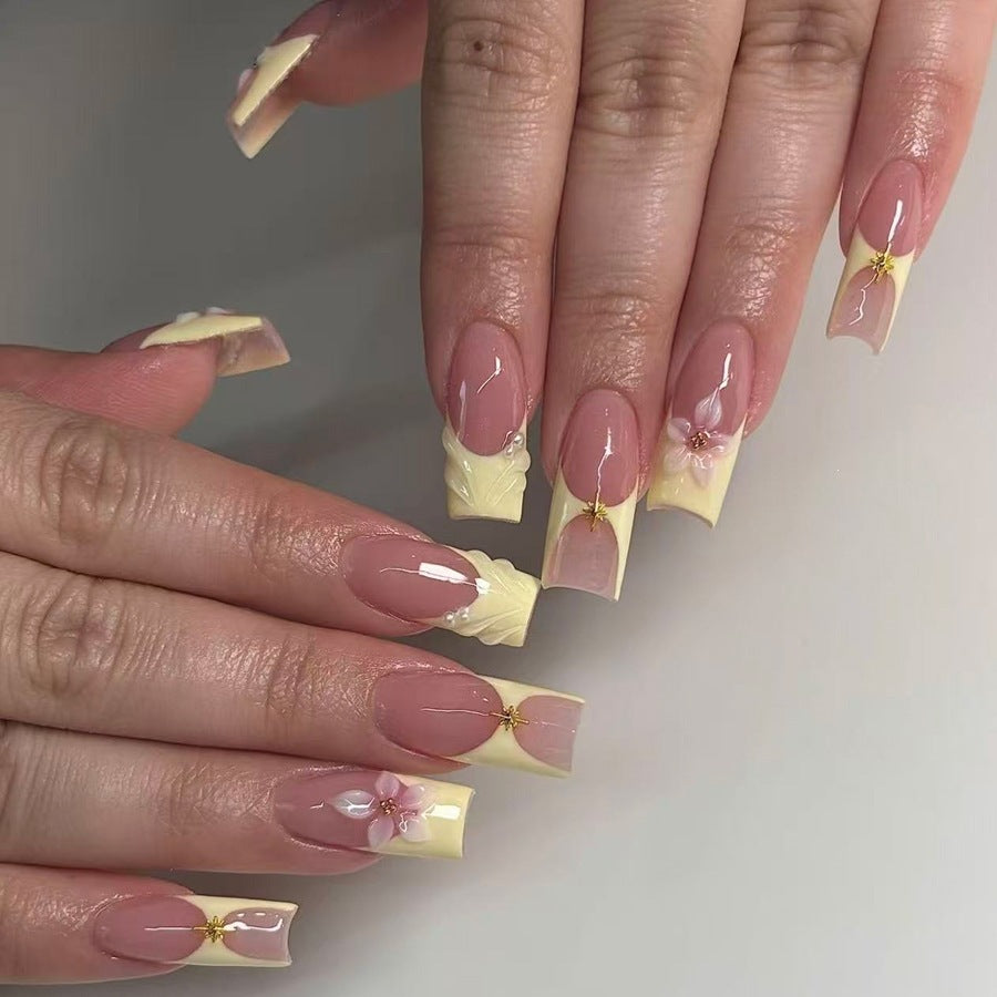 Artificial nail set with delicate flower and glitter elements Kalsten