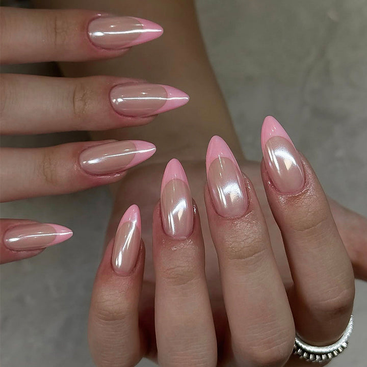 Acrylic nail set with elegant pointed shapes and glossy accents Kalsten