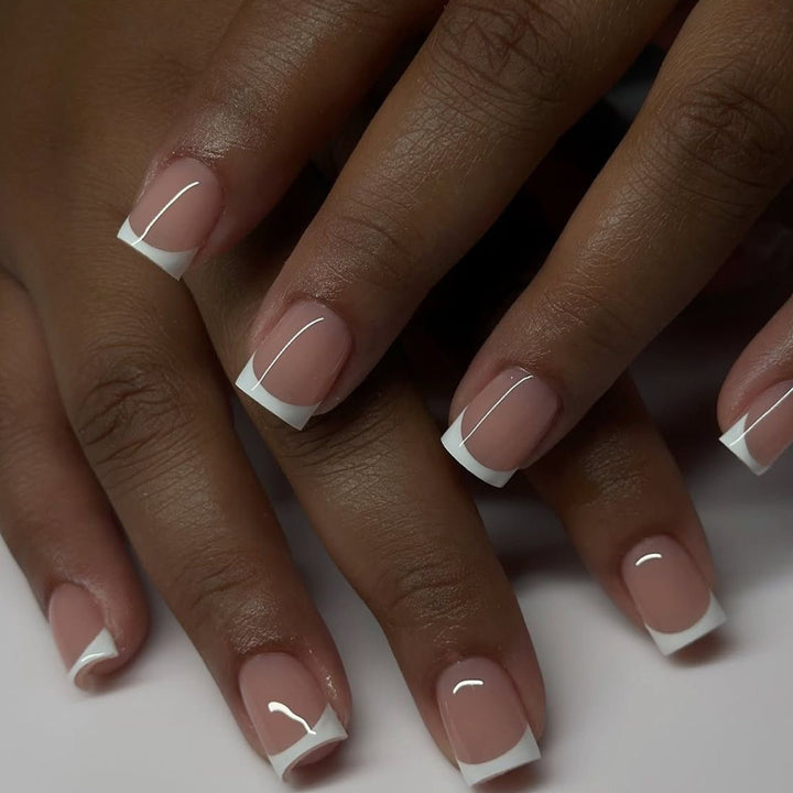 Elegant French Tip Press-On Nail Art Kalsten