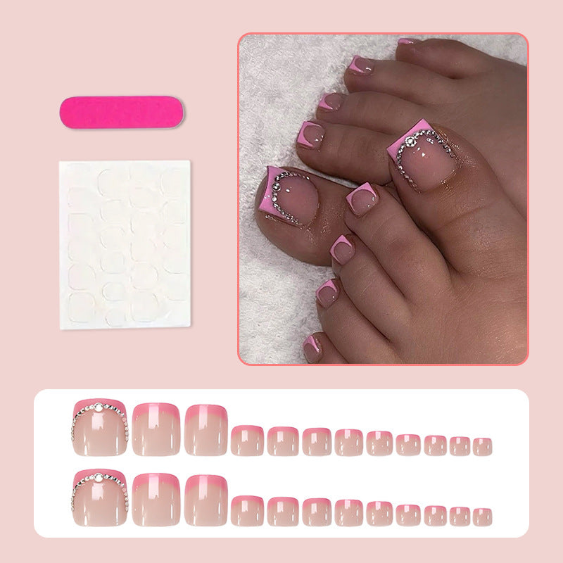 Nail art set with elegant glitter and lace accents Kalsten