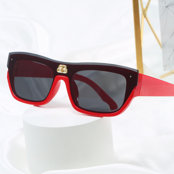 Women's fashionable oversized sunglasses with striking design Kalsten