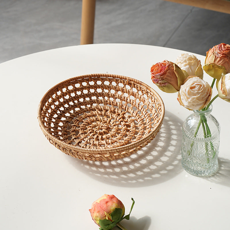 Ladies' round basket made of handwoven natural material Kalsten