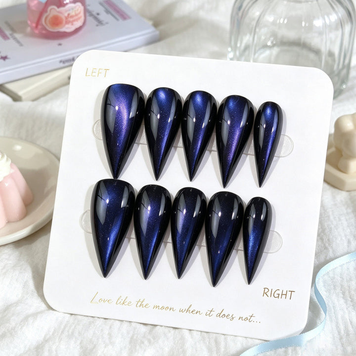 Cat Eye Press-On Nail Design Set