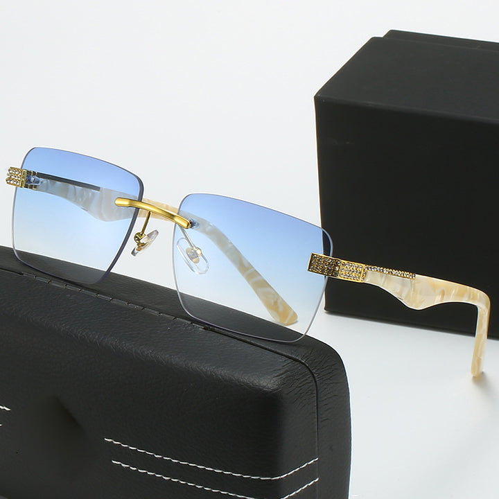 Ladies fashionable sunglasses in elegant square design Kalsten
