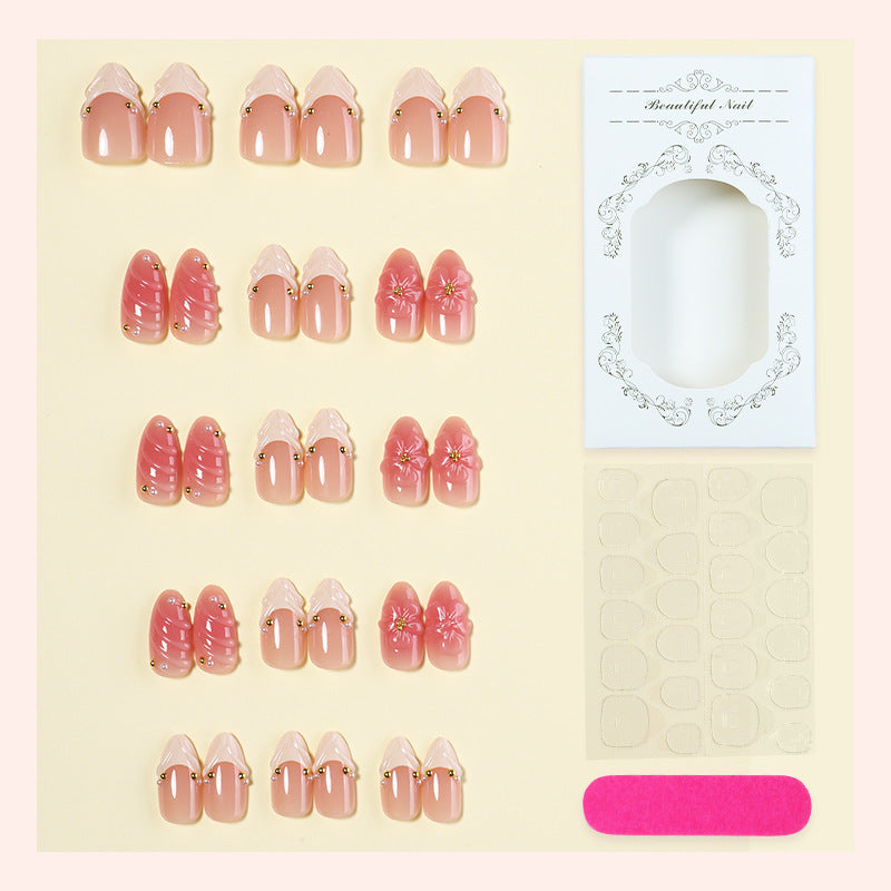 Nail set with luxurious flower and glitter accents Kalsten