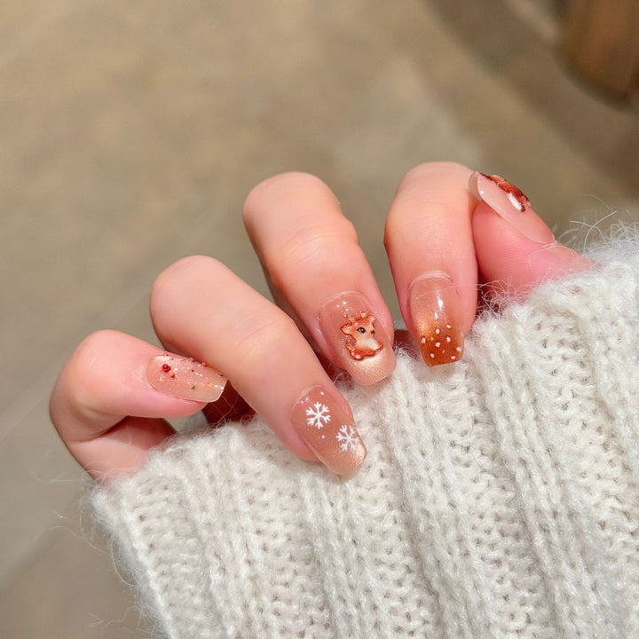 Festively Themed Press-On Nail Art Kalsten