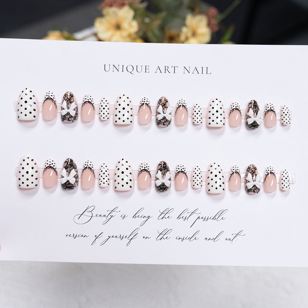 Unique Artistic Press-On Nail Set
