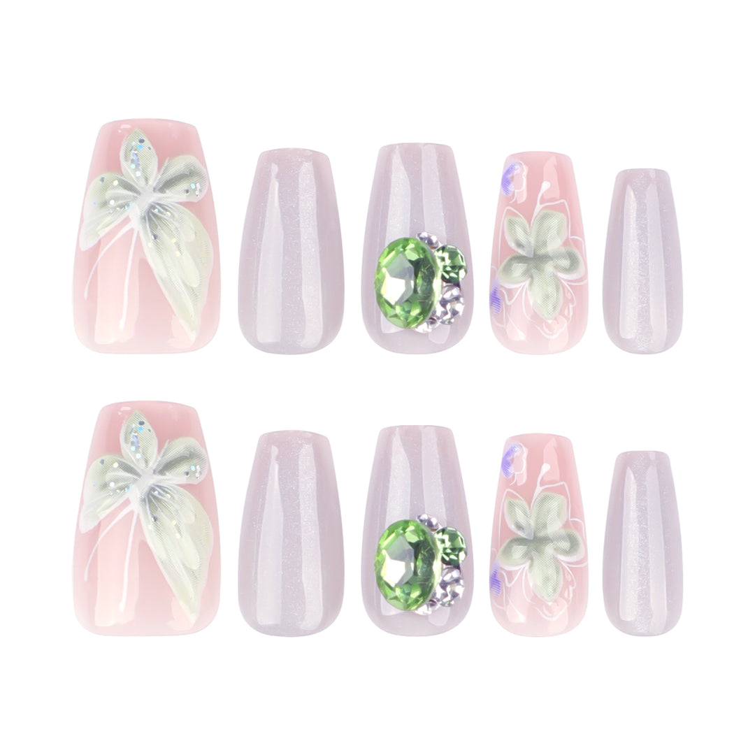 Elegant Nail Art with Floral Accents Kalsten