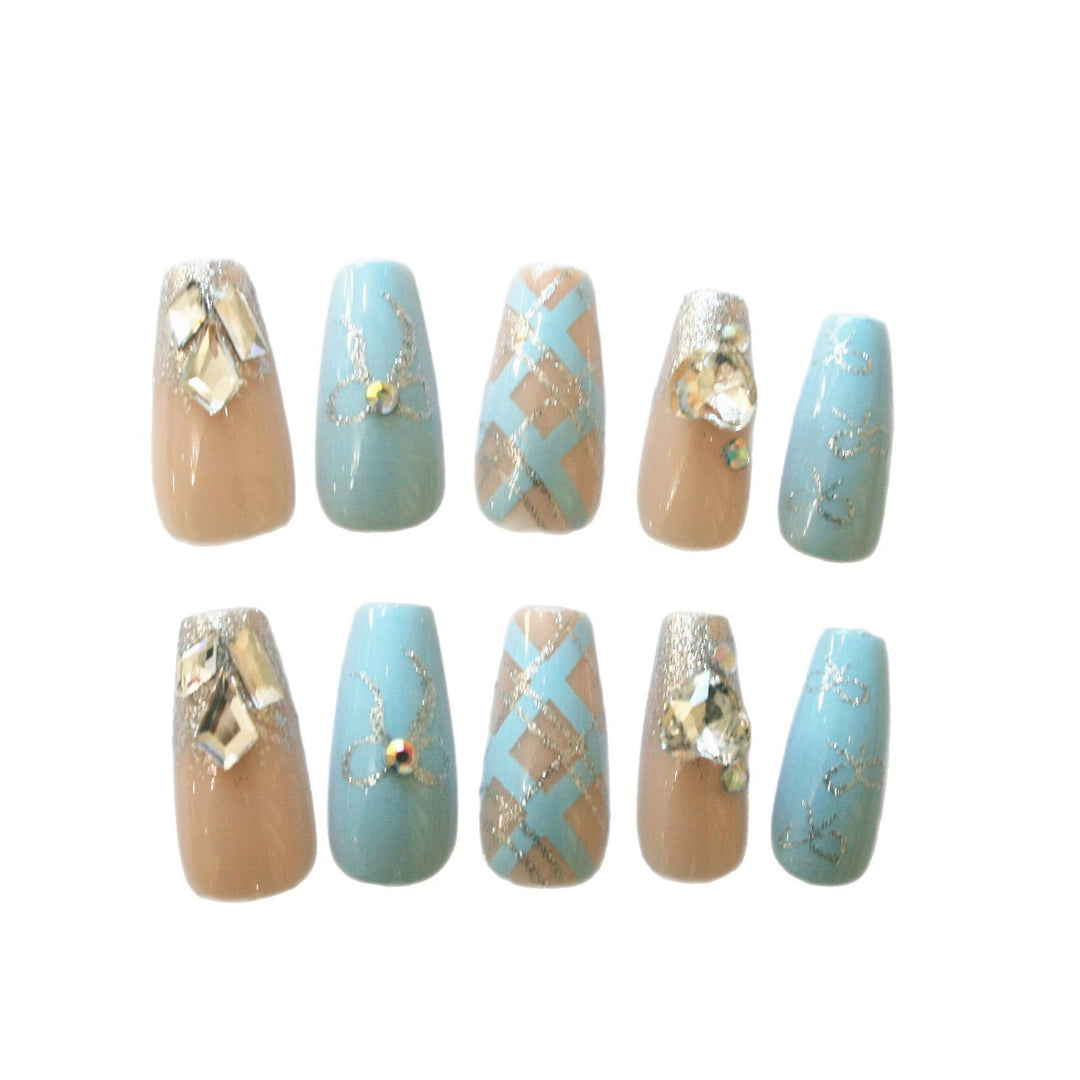 Decorative Press-On Nail Art Set with Sparkling Accents