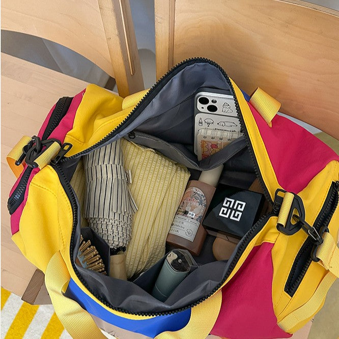 Sporty Functional Travel Duffel Bag Kalsten