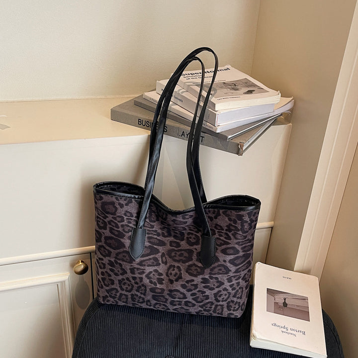 Stylish Animal Print Shoulder Tote Bag