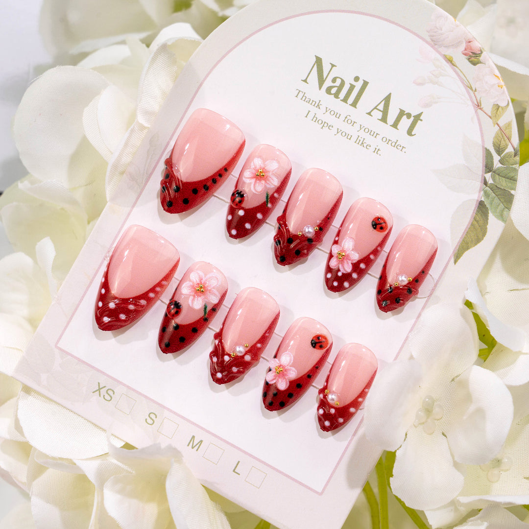 Floral-Patterned Press-On Nail Art Set
