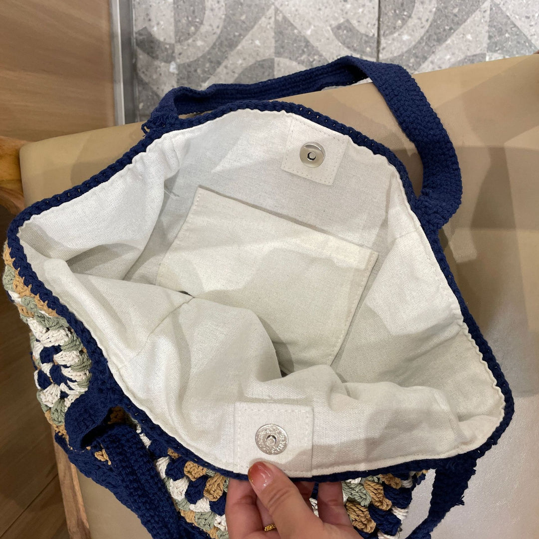Hand-knotted shoulder bag with vintage pattern Kalsten