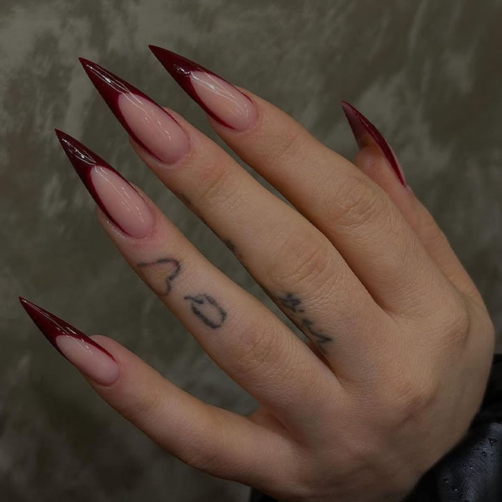 Artificial nail set with elegant tips, sophisticated color scheme and creative design Kalsten