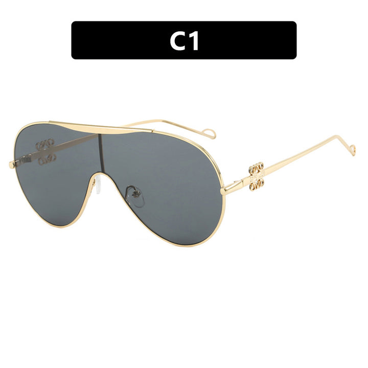 Ladies UV Protection Sunglasses in Fashionable Pilot Style Kalsten