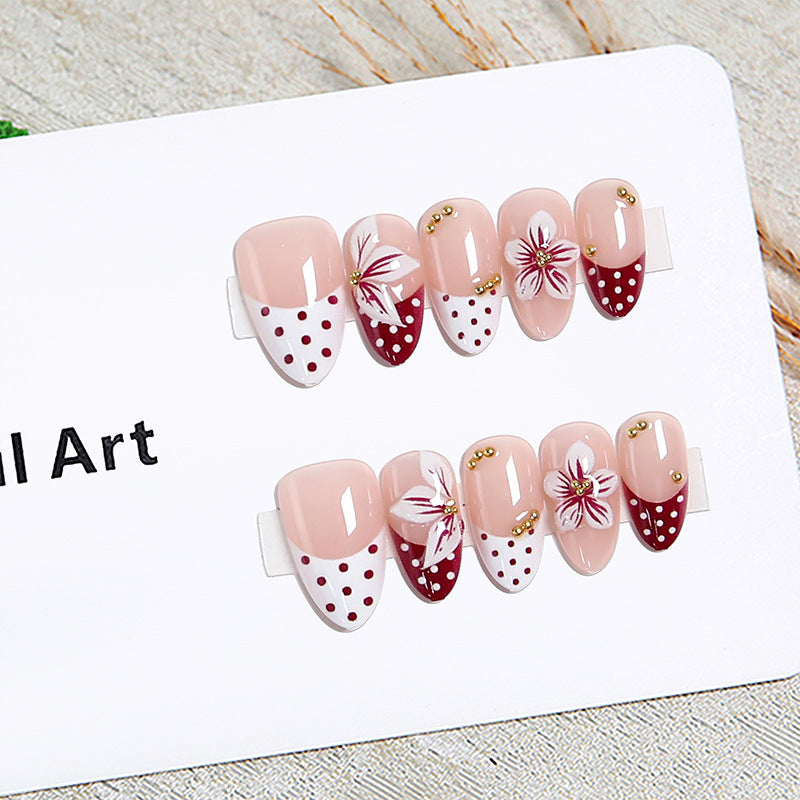 Artistic Nail Tips with Floral Decoration Kalsten