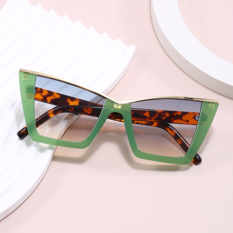 Ladies square sunglasses with golden details Kalsten