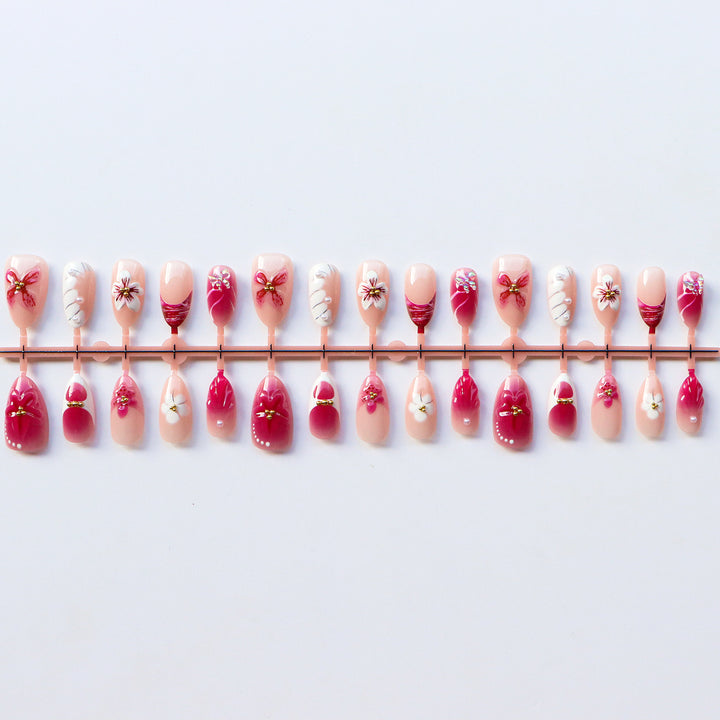 Floral Patterned Press-On Nail Art Kit