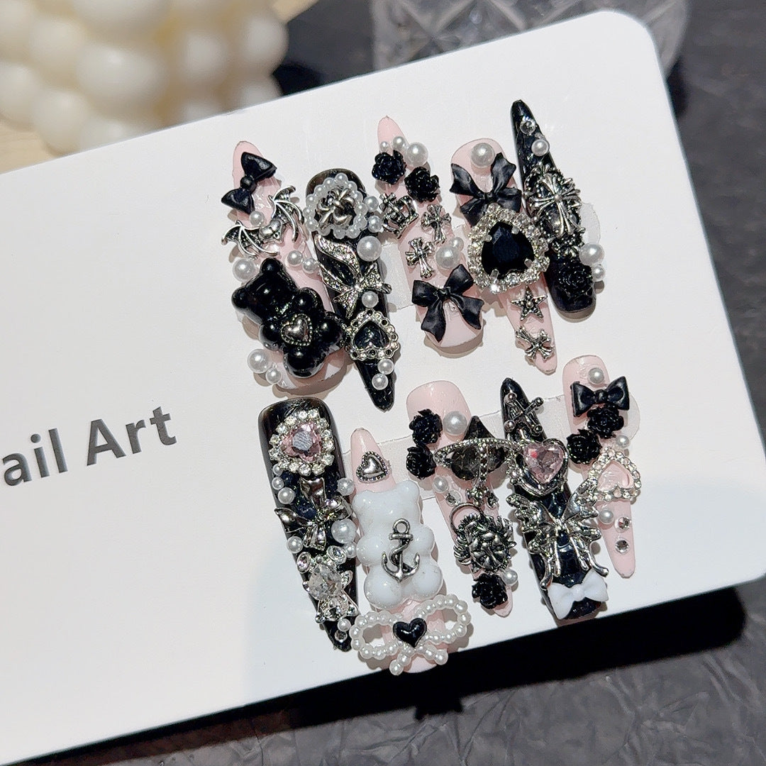 Glamorous Nail Art Extensions