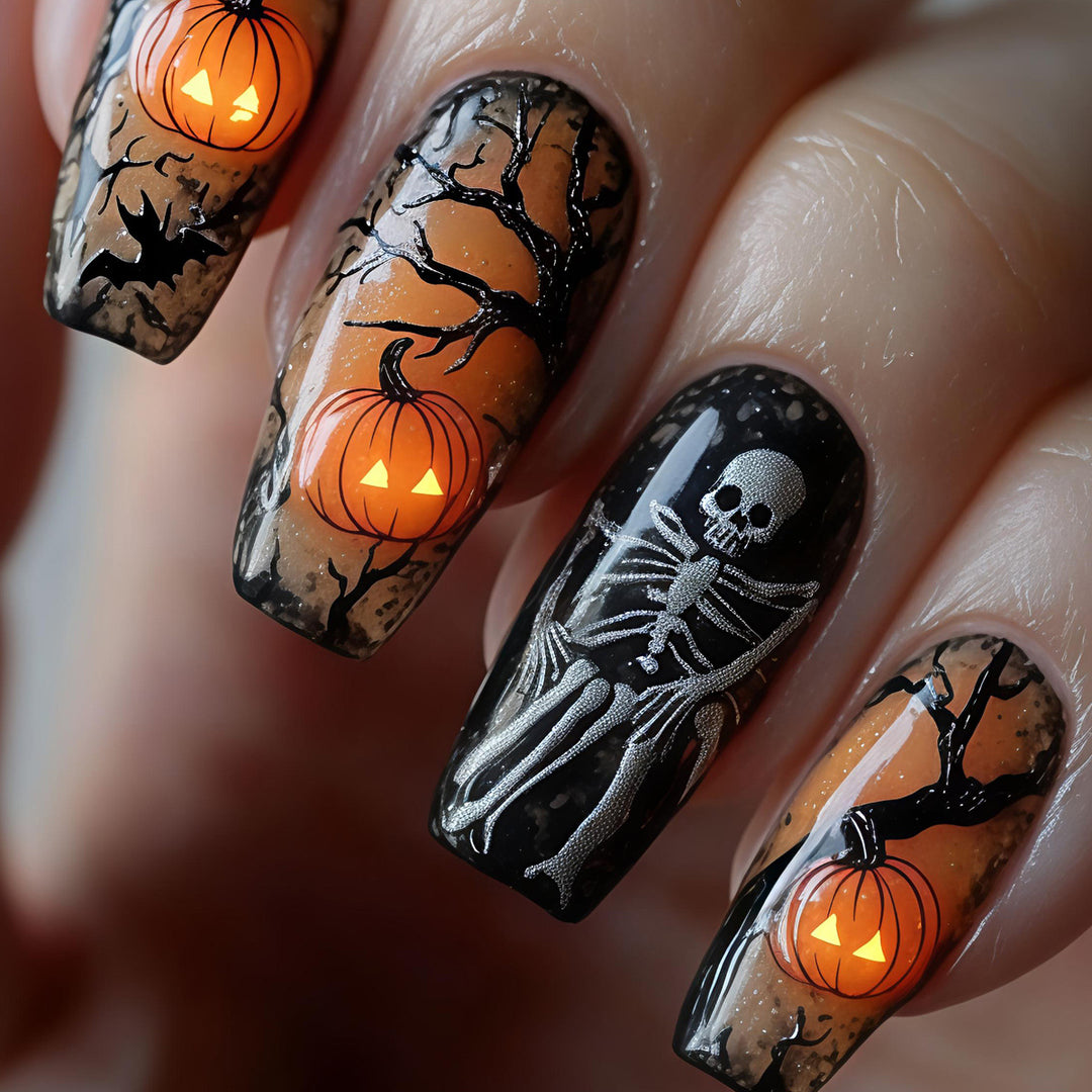Halloween-Themed Artistic Nail Art Kalsten