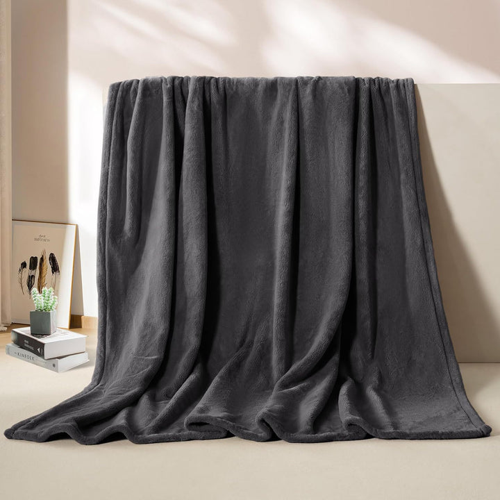 Cozy Plush Throw Blanket Kalsten