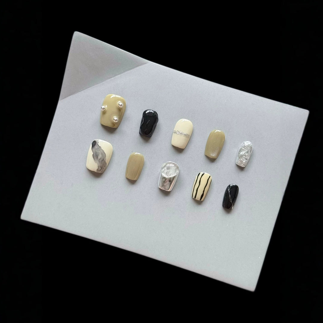 Abstract Art Press-On Nail Set