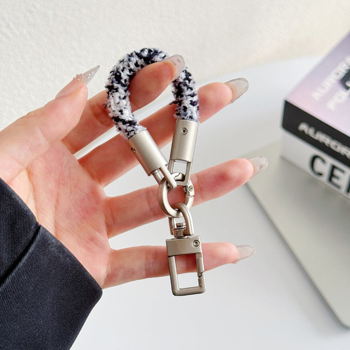 Multi-Functional Keychain Holder Kalsten