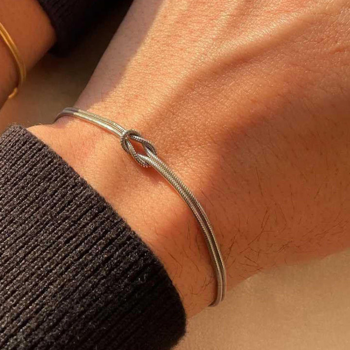Elegant Dual-Strand Knot Bracelet Kalsten