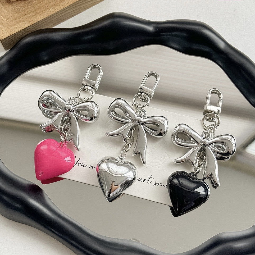 Heart-Shaped Charm Keychain kalsten