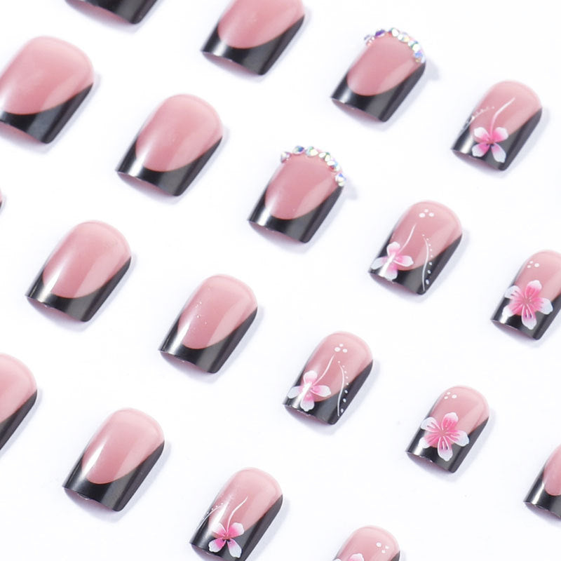 Floral Accent Press-On Nail Set