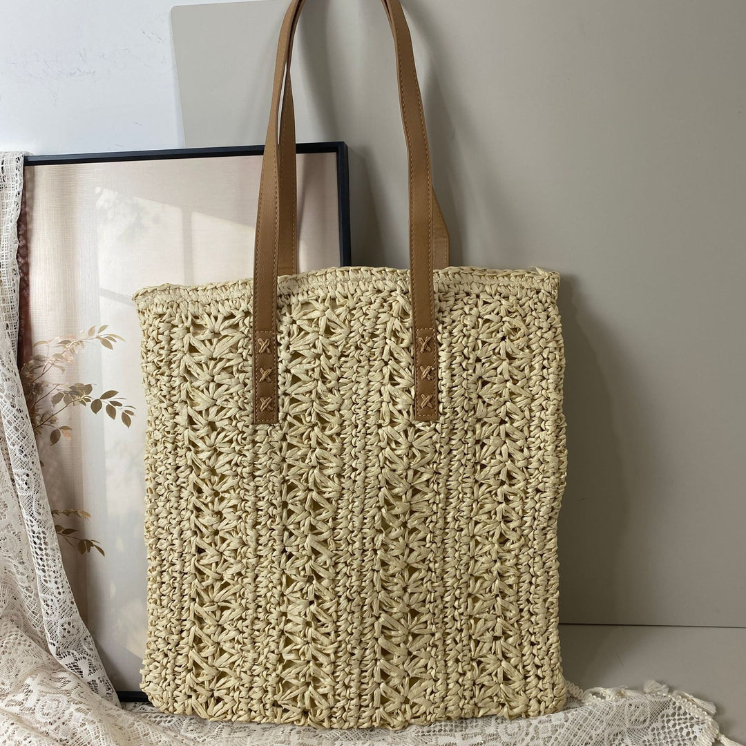 Handcrafted basket bag with unique circular pattern Kalsten