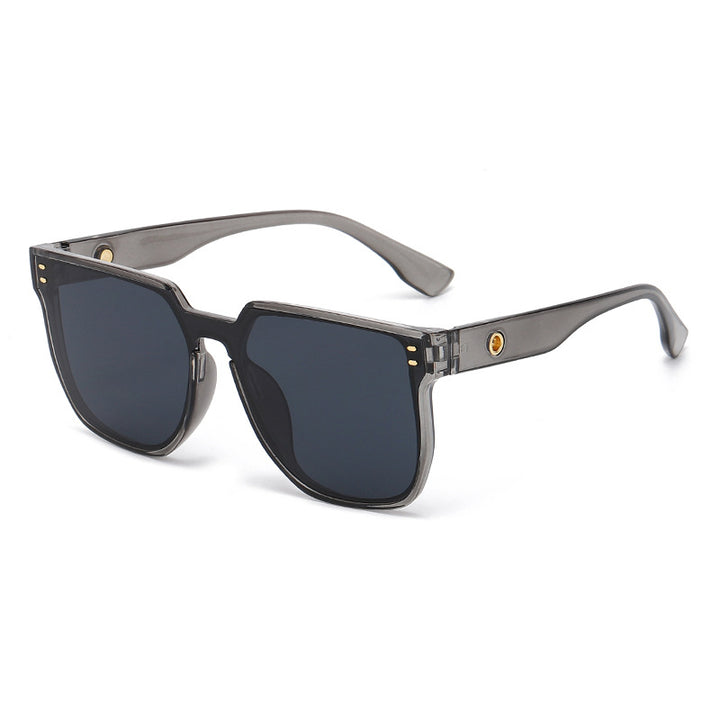 Women Fashionable Oversized Sunglasses with Distinctive Design Kalsten