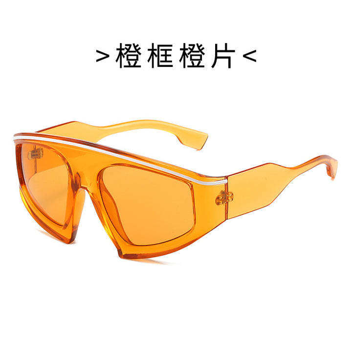 Ladies Sporty Sunglasses with Stylish Frame and Large Lenses Kalsten