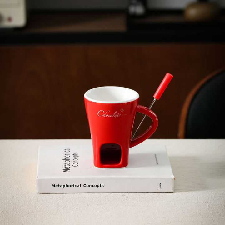 Ceramic mug with integrated tea strainer and silicone drinking straw