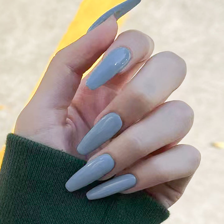 Modern Artistry Acrylic Nail Set