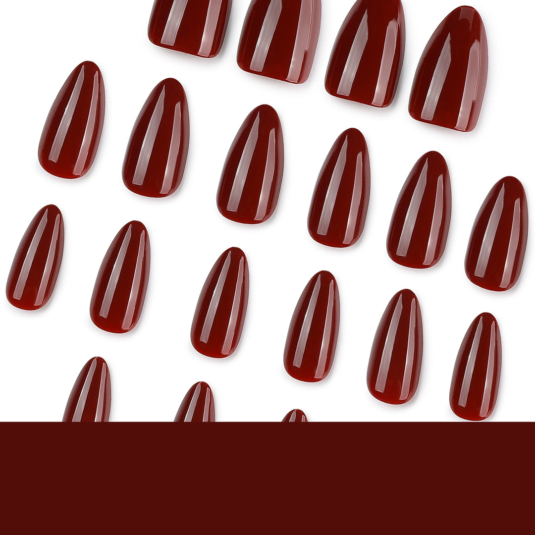 Elegant Nail Art in Modern Design Kalsten