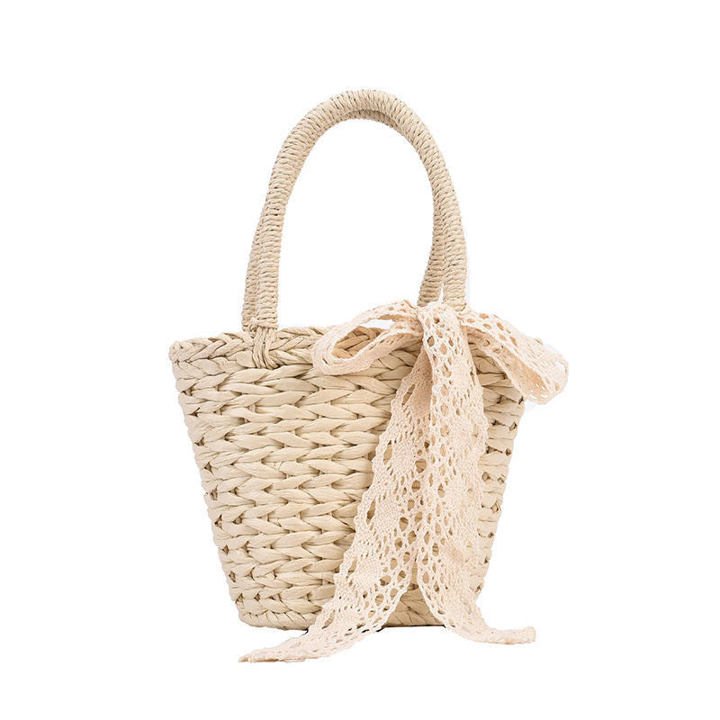 Handwoven basket bag with lace accent Kalsten