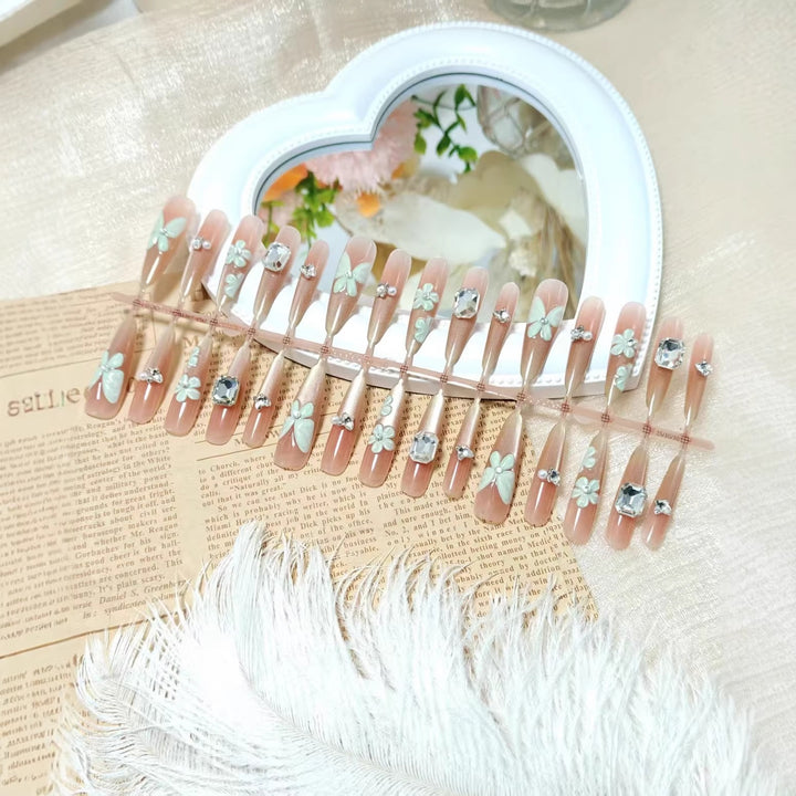 Artificial nails with floral and glamorous design Kalsten