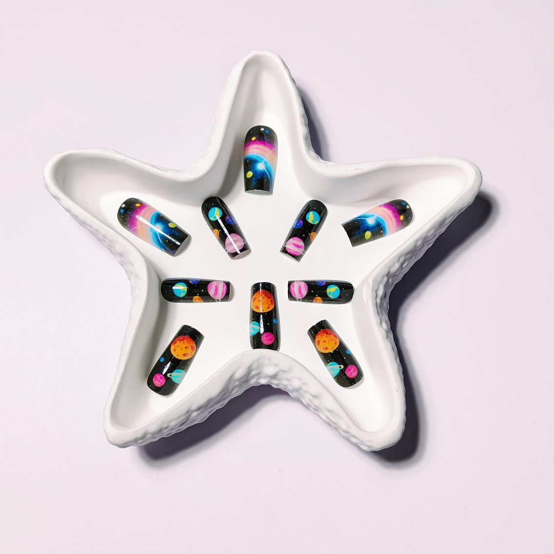 Celestial-Themed Nail Art Kalsten