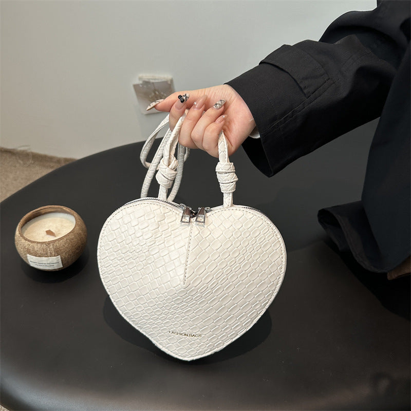 Heart-Shaped Crossbody Handbag Kalsten