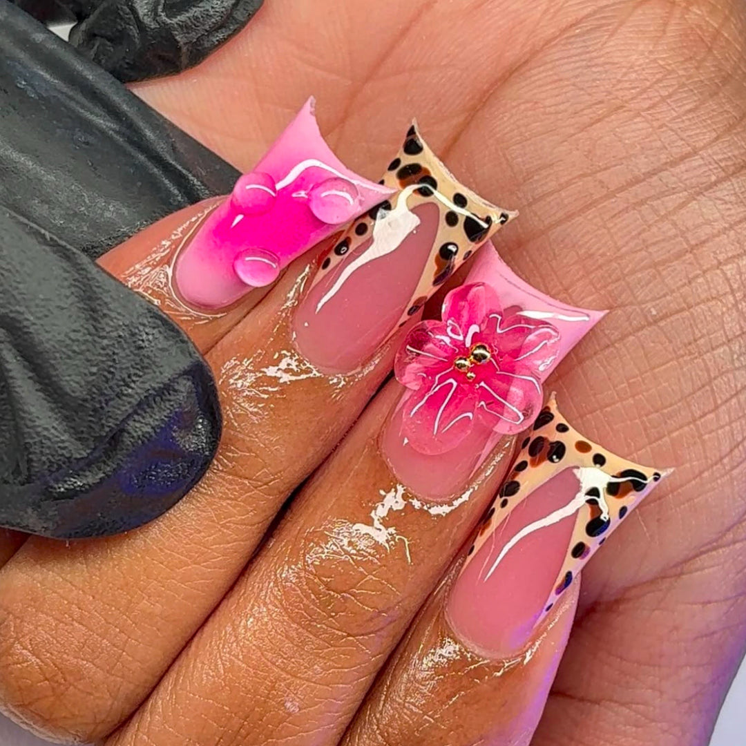 Artistic Nail Design Kalsten