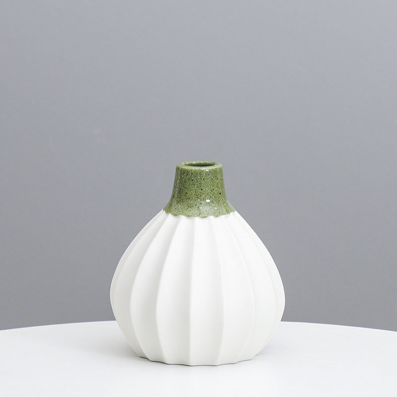 Artistic Curved Ceramic Vase Kalsten