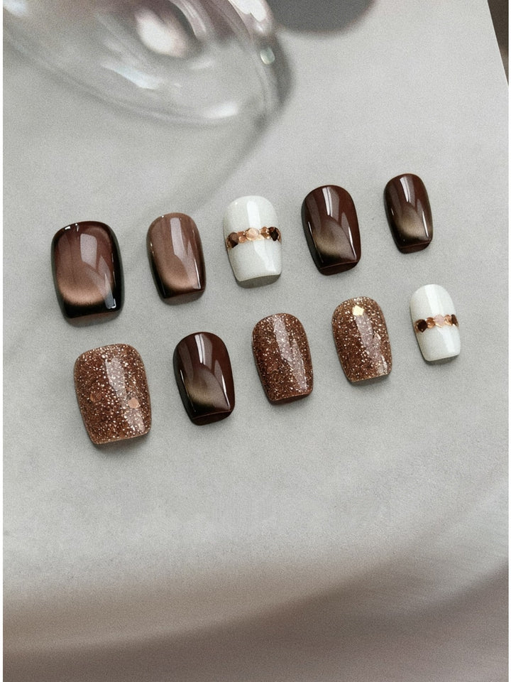 Artistic Press-On Nail Art Set with Star and Grid Designs