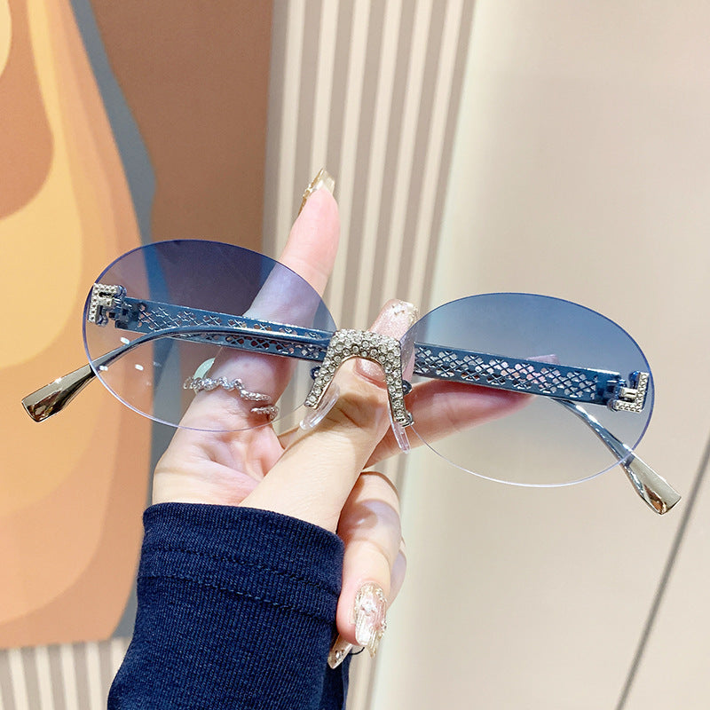 Women's sunglasses with glittering frame and oval lenses Kalsten