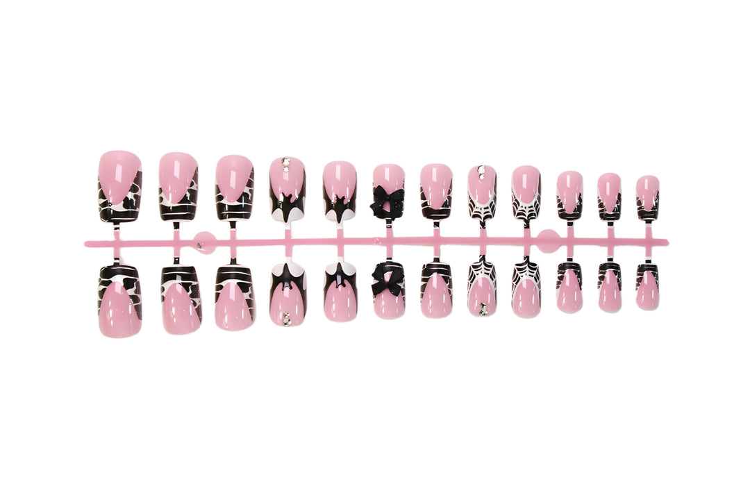 Halloween Fake Nail Set with Playful Spider Design Kalsten