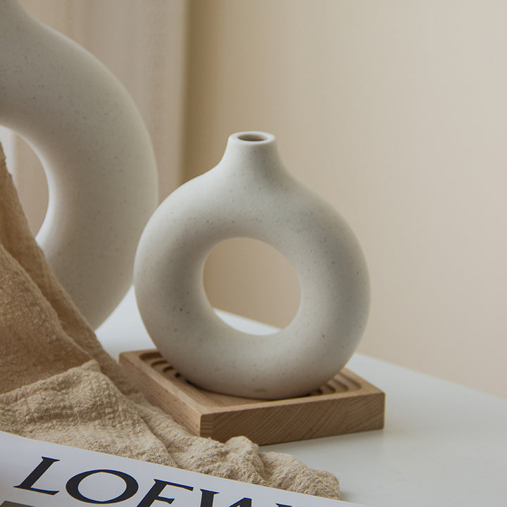 Modern Minimalist Decorative Vase