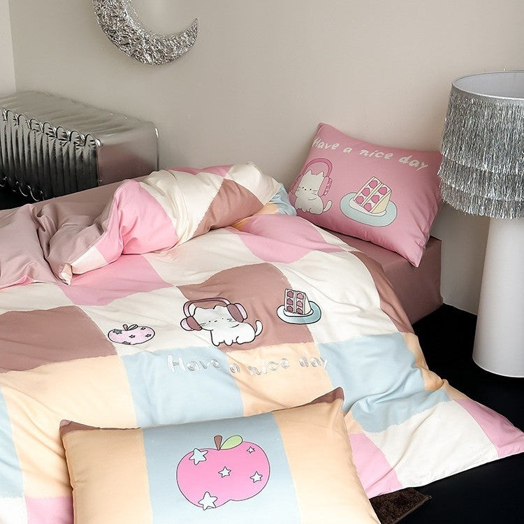 Playful bedding set with dessert illustration print