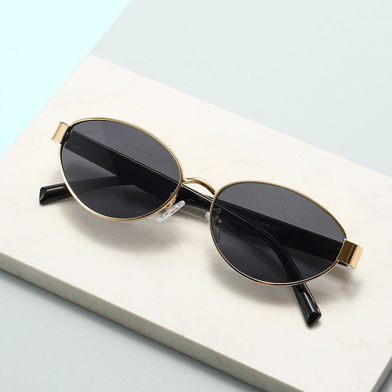 Fashionable Sunglasses In Modern Style Kalsten